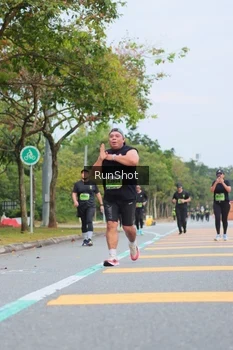 Runner Photo 5670191