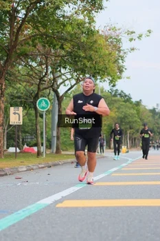 Runner Photo 5670198