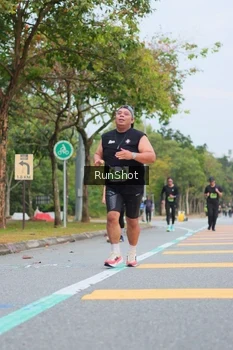 Runner Photo 5670199