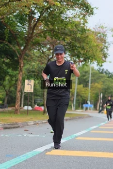 Runner Photo 5670256