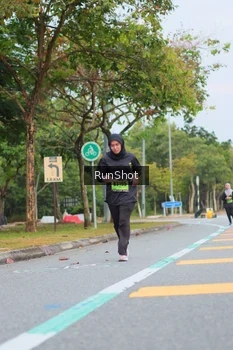 Runner Photo 5670285