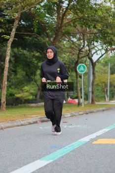 Runner Photo 5670294