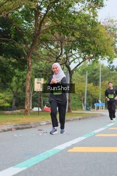 Runner Photo 5670312