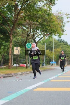 Runner Photo 5670315