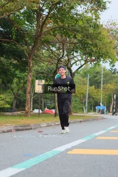 Runner Photo 5670329