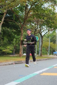 Runner Photo 5670330