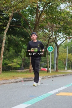 Runner Photo 5670337