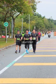 Runner Photo 5670342