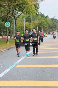 Runner Photo 5670349