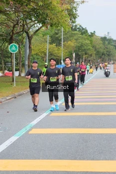 Runner Photo 5670350
