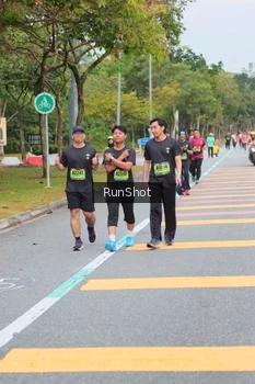 Runner Photo 5670359