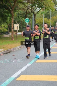Runner Photo 5670372