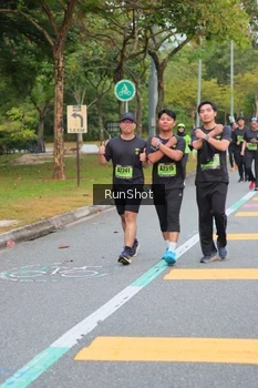 Runner Photo 5670373