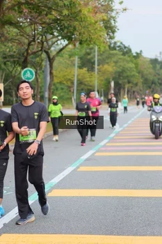 Runner Photo 5670379