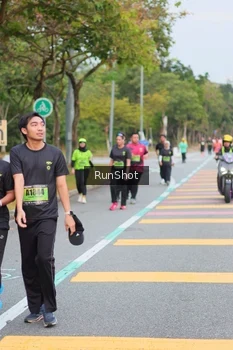Runner Photo 5670390