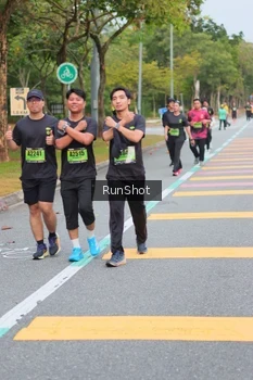 Runner Photo 5670393