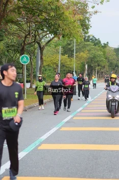 Runner Photo 5670394
