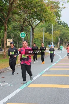 Runner Photo 5670407