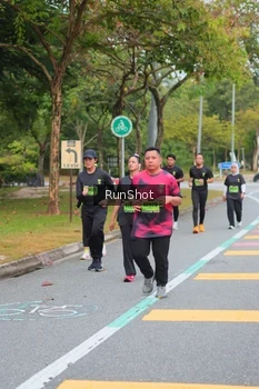 Runner Photo 5670410