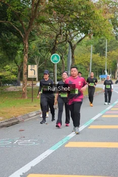 Runner Photo 5670420