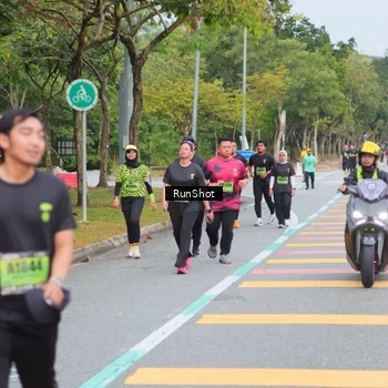 Runner Photo 5670427
