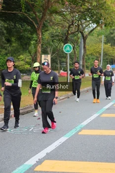 Runner Photo 5670434