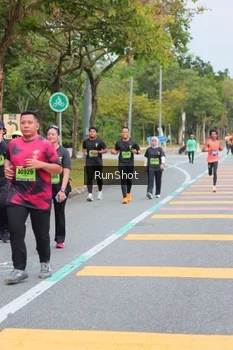Runner Photo 5670448