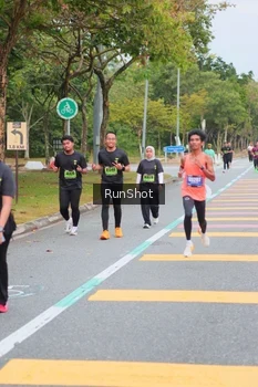 Runner Photo 5670452