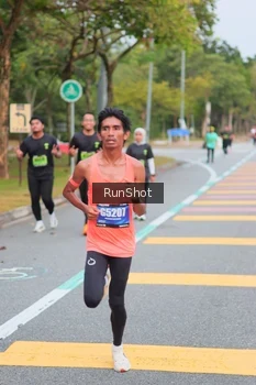 Runner Photo 5670460