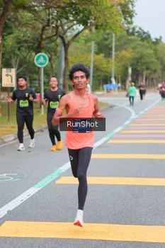 Runner Photo 5670461
