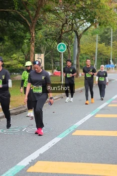 Runner Photo 5670503