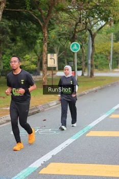 Runner Photo 5670516
