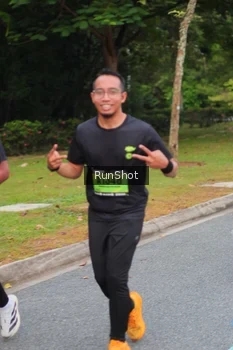 Runner Photo 5670533