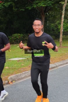 Runner Photo 5670534