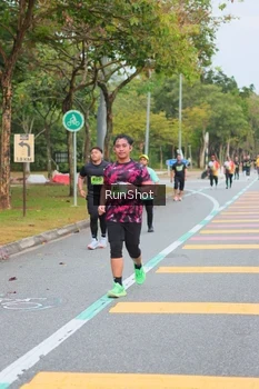 Runner Photo 5670543