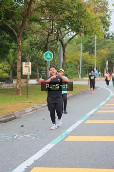 Runner Photo 5670560
