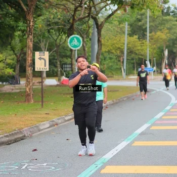 Runner Photo 5670564