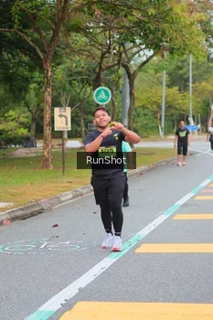Runner Photo 5670571