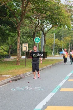 Runner Photo 5670620