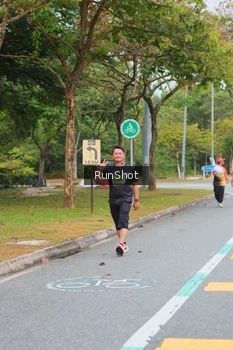 Runner Photo 5670621