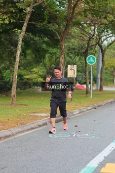 Runner Photo 5670635