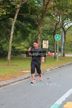 Runner Photo 5670650