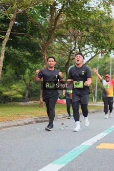 Runner Photo 5670651