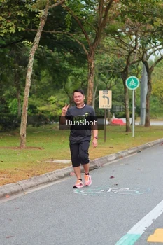 Runner Photo 5670655