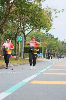 Runner Photo 5670681