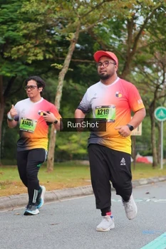 Runner Photo 5670724