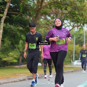 Runner Photo 5670756