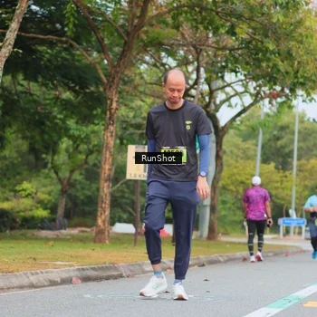 Runner Photo 5670771