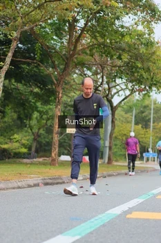 Runner Photo 5670780