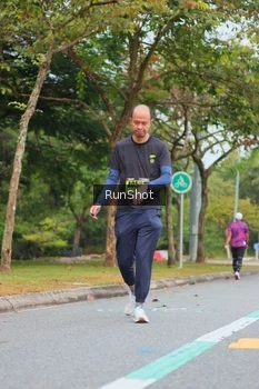Runner Photo 5670782